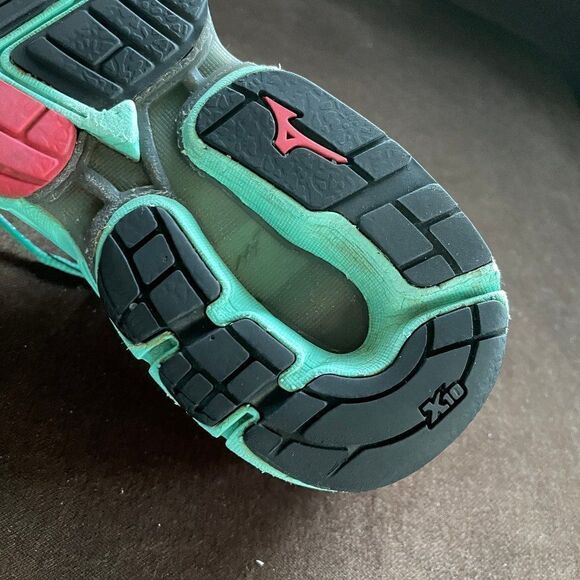 XLNT Mizuno Wave Inspire 11 Tomato Red Seafoam Green Black Womens 8 US 38.5 EUR - Picture 9 of 10